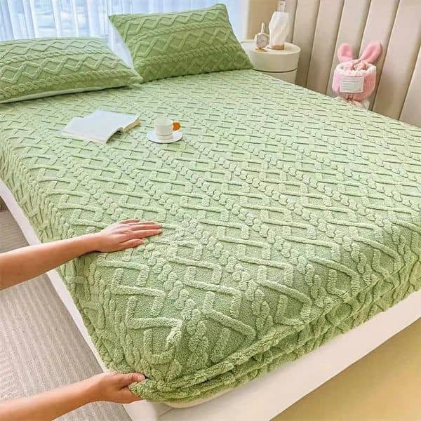 Literie-draps en velours simple